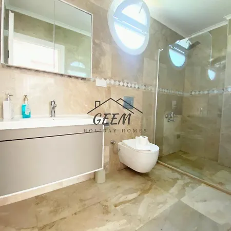 Sultan Eva فيلة *