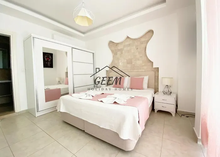 Sultan Eva *